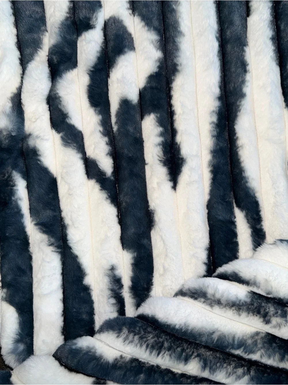 Plush Striped Accent Pillow Covers - White and Dark Blue